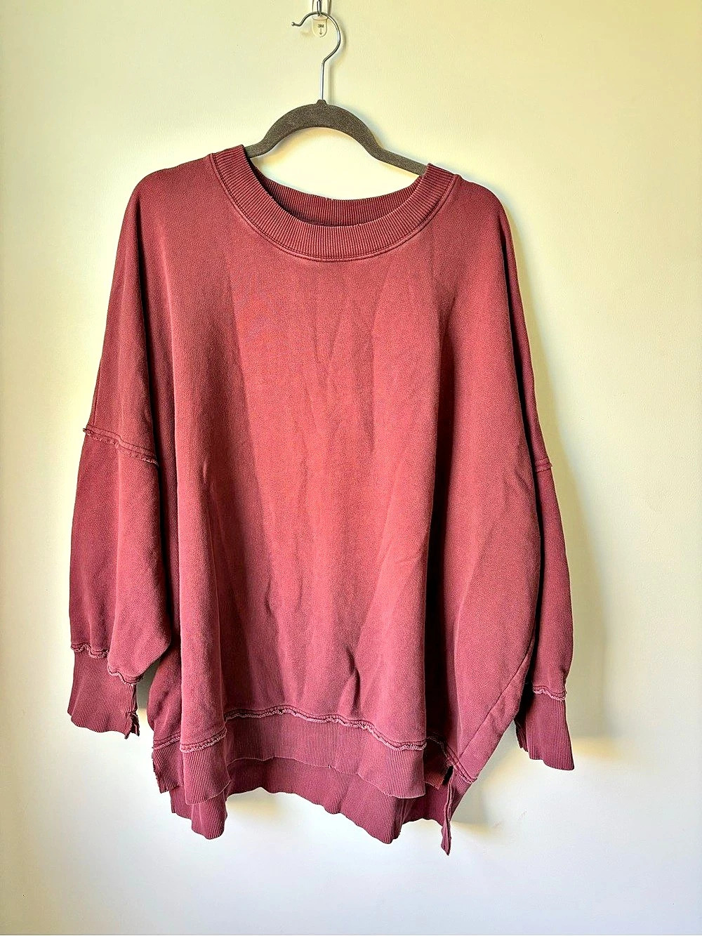 Aerie Distressed Oversized Sweatshirt in Burgundy Size XL